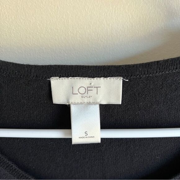 Loft Black Lace Layered Hem 3/4 Sleeve Lightweight Sweater - Picture 3 of 5